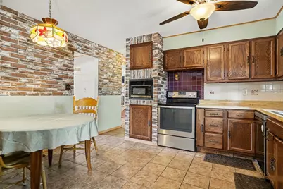 1715 Lily Street, Aurora, IL 60505 - Photo 7