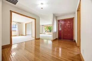 2122 Sherborn Ln, Schaumburg, IL 60193 - Photo 5