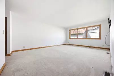 2122 Sherborn Lane, Schaumburg, IL 60193 - Photo 17