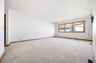 2122 Sherborn Ln, Schaumburg, IL 60193 - Photo 17