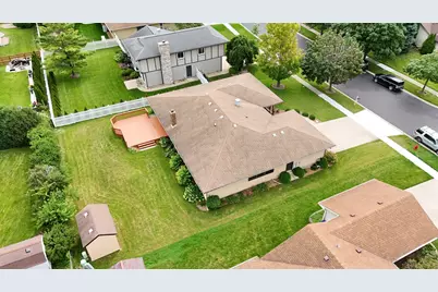 2122 Sherborn Lane, Schaumburg, IL 60193 - Photo 37