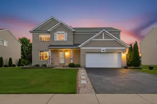 16445 Siegel Dr, Crest Hill, IL 60403 - Photo 3
