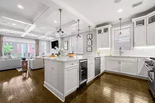 3320 N Clifton Ave, Chicago, IL 60657 - Photo 11