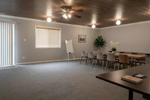 725 W Huntington Commons Rd, Mount Prospect, IL 60056 - Photo 25