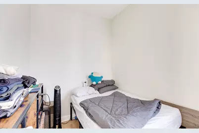 930 W 35th Street, Chicago, IL 60609 - Photo 11