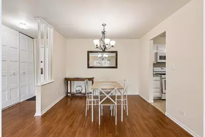 2100 Valencia Drive #215B, Northbrook, IL 60062 - Photo 5