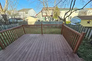 2315 N Meadows Ln, Round Lake Beach, IL 60073 - Photo 25