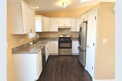2315 N Meadows Lane #2315, Round Lake Beach, IL 60073 - Photo 7