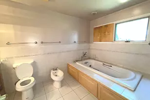 22460 Lakeshore Dr, Richton Park, IL 60471 - Photo 13