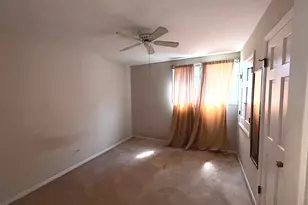 22460 Lakeshore Dr, Richton Park, IL 60471 - Photo 15