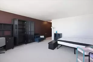 1700 E 56th St, Chicago, IL 60637 - Photo 5