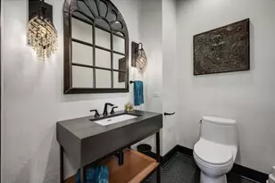 333 W Hubbard St, Chicago, IL 60654 - Photo 43