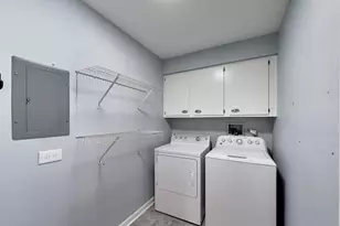 1220 Rudolph Rd, Northbrook, IL 60062 - Photo 31
