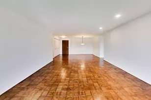 1220 Rudolph Rd, Northbrook, IL 60062 - Photo 25