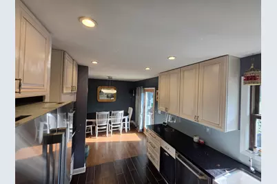 1S205 Valley Road, Lombard, IL 60148 - Photo 5