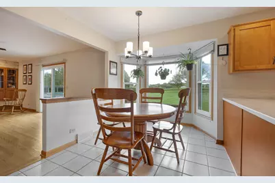 15N133 Shirewood Farm Road, Hampshire, IL 60140 - Photo 5