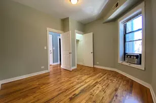 856 W Montrose Ave, Chicago, IL 60613 - Photo 5