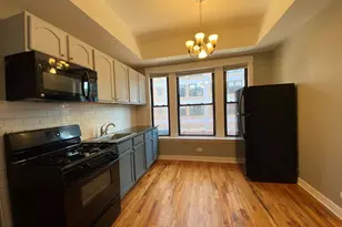 856 W Montrose Ave, Chicago, IL 60613 - Photo 11