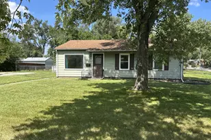 2675 E Melbrook Dr, Kankakee, IL 60901 - Photo 1