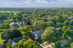 841 Buttonwood Cir, Naperville, IL 60540 - Photo 45