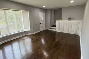 1542 Kenilworth Dr, Calumet City, IL 60409 - Photo 3