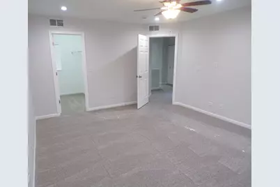 2096 Limestone Lane, Carpentersville, IL 60110 - Photo 25