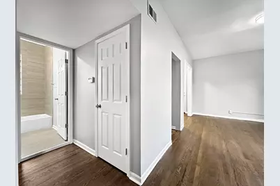 1838 W 65th Street, Chicago, IL 60636 - Photo 19