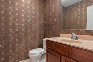 27W708 N Meadowview Dr, Winfield, IL 60190 - Photo 23