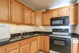 900 N Lake Shore Dr, Chicago, IL 60611 - Photo 9