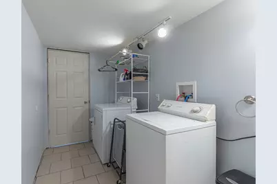 220 N Knox Street, Princeton, IL 61356 - Photo 13