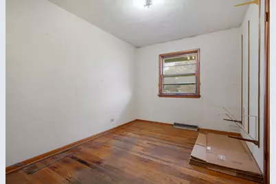 38W135 McDonald Road, Elgin, IL 60124 - Photo 9