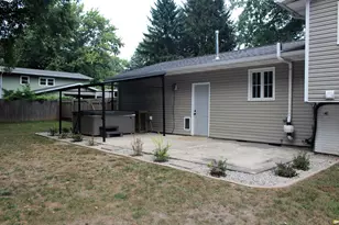 3457 Nancy Ln, Clifton, IL 61727 - Photo 5