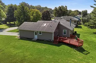 122 Drew Ct, Poplar Grove, IL 61065 - Photo 39