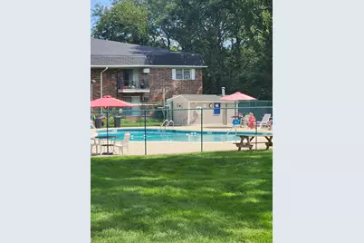 2415 Ogden Avenue #5, Downers Grove, IL 60515 - Photo 5