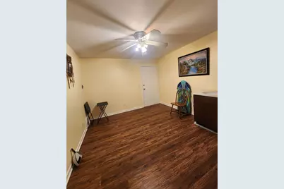 2415 Ogden Avenue #5, Downers Grove, IL 60515 - Photo 11