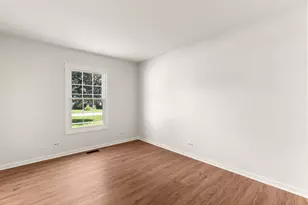 198 Mistwood Ln, North Aurora, IL 60542 - Photo 15