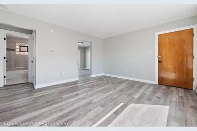 7653 S Roberts Road #2W, Bridgeview, IL 60455 - Photo 5