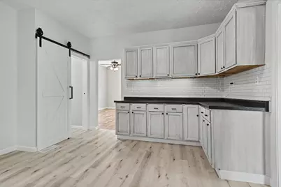409 W Carter Street, Stanford, IL 61774 - Photo 13