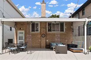 2455 W Erie St, Chicago, IL 60612 - Photo 3