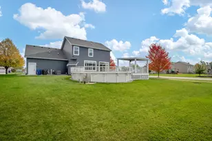 301 Arrowhead Dr, Minooka, IL 60447 - Photo 33