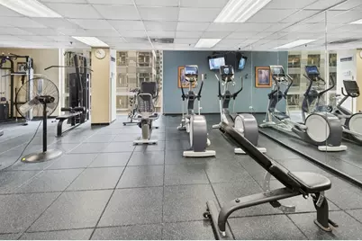 200 N Dearborn Street #4301, Chicago, IL 60601 - Photo 21