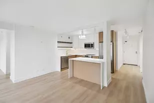 200 N Dearborn St, Chicago, IL 60601 - Photo 9