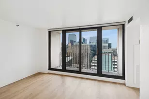 200 N Dearborn St, Chicago, IL 60601 - Photo 13