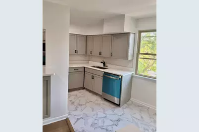 8537 Niles Center Road #3B, Skokie, IL 60077 - Photo 5