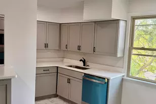 8537 Niles Center Rd, Skokie, IL 60077 - Photo 5