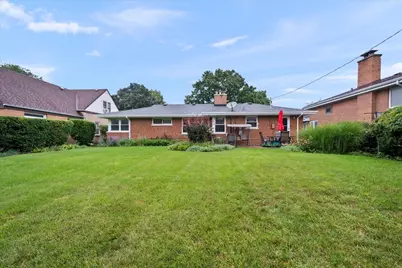 3805 W Jarlath Street, Lincolnwood, IL 60712 - Photo 23