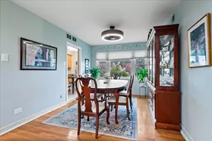 3805 W Jarlath St, Lincolnwood, IL 60712 - Photo 7