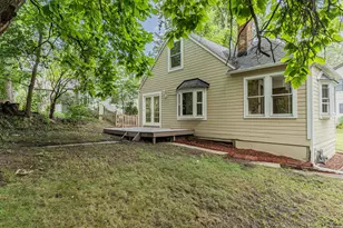 3916 Eastway Dr, Island Lake, IL 60042 - Photo 3