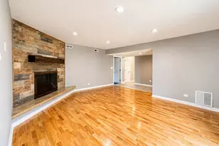 1106 Westfield Ln, Schaumburg, IL 60193 - Photo 11