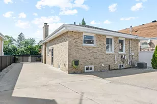 4743 N Nagle Ave, Harwood Heights, IL 60706 - Photo 25